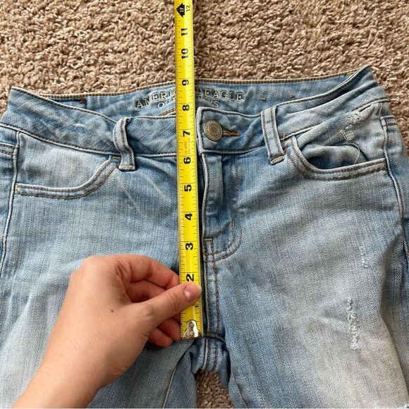 American Eagle Distressed Jegging Jeans - Picture 15 of 15
